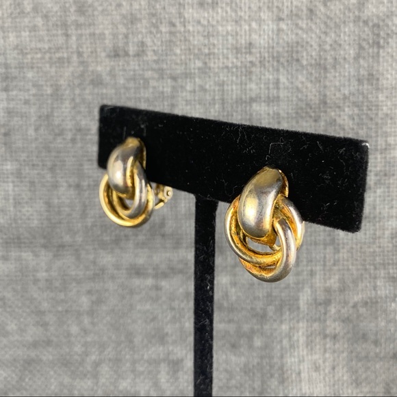 Vintage Mini Tarnished Silver W/ 2 Hoops Clip On - Picture 2 of 6